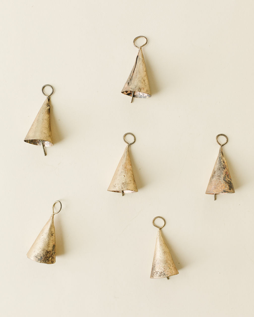 'Brass Bell' Topper